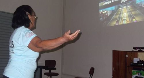 O Esquema Corporal de Idosos Praticantes de EXERGAMES utilizando o KINECT